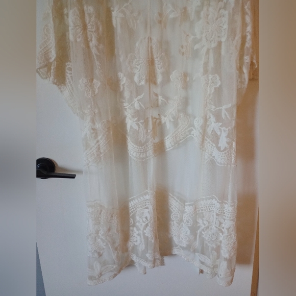 She + Sky Cream Lace Kimono Robe Coverup Boho Style Size Medium / Large - Picture 10 of 16
